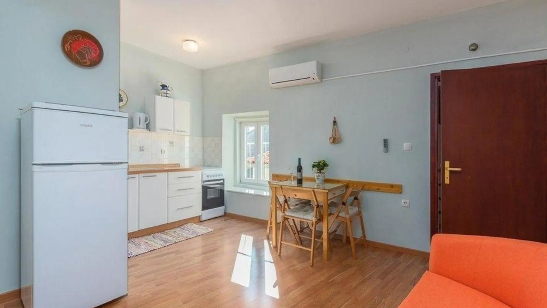 Apartment Ferienwohnung Fuer 2 Personen Ca 40 M In Novigrad, Adriakueste Kroatien Westkueste Von Istrien Novigrad